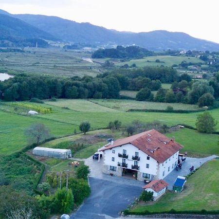 Aberasturi Apartment Gautegiz Arteaga Bagian luar foto